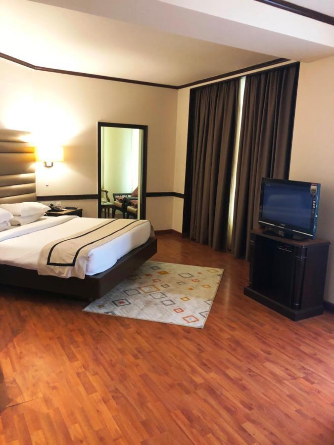 Hotel President Jalandhar Dış mekan fotoğraf