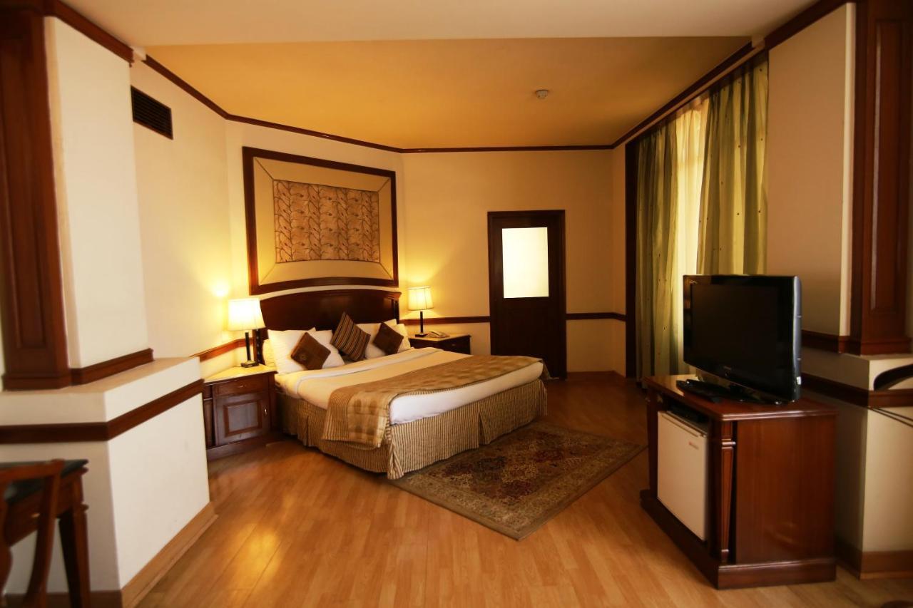 Hotel President Jalandhar Dış mekan fotoğraf