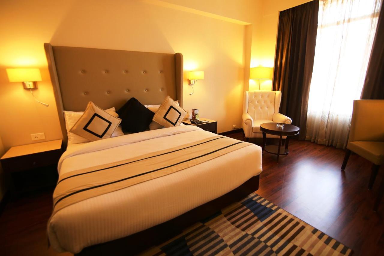Hotel President Jalandhar Dış mekan fotoğraf